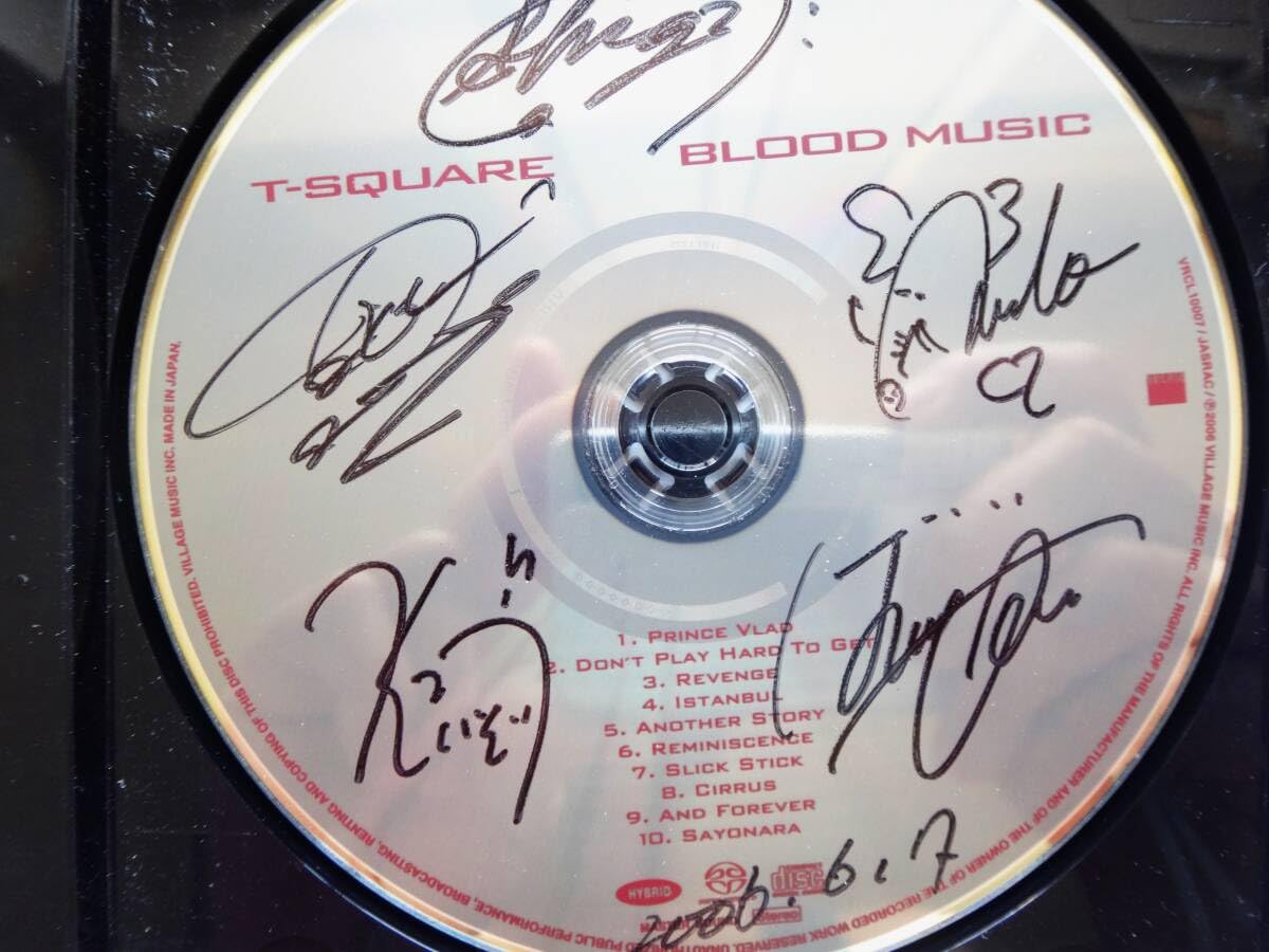 ぐるぐる サイン入りCD ホアキン・ジョー・クラウゼル ～サイン入りレコードA to Z （Donuts版