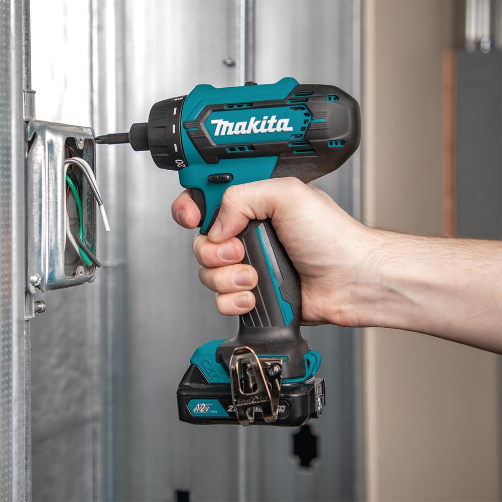MAKITA DF033DSAE - Taladro atornillador 12v cxt 2.0ah 1/4"