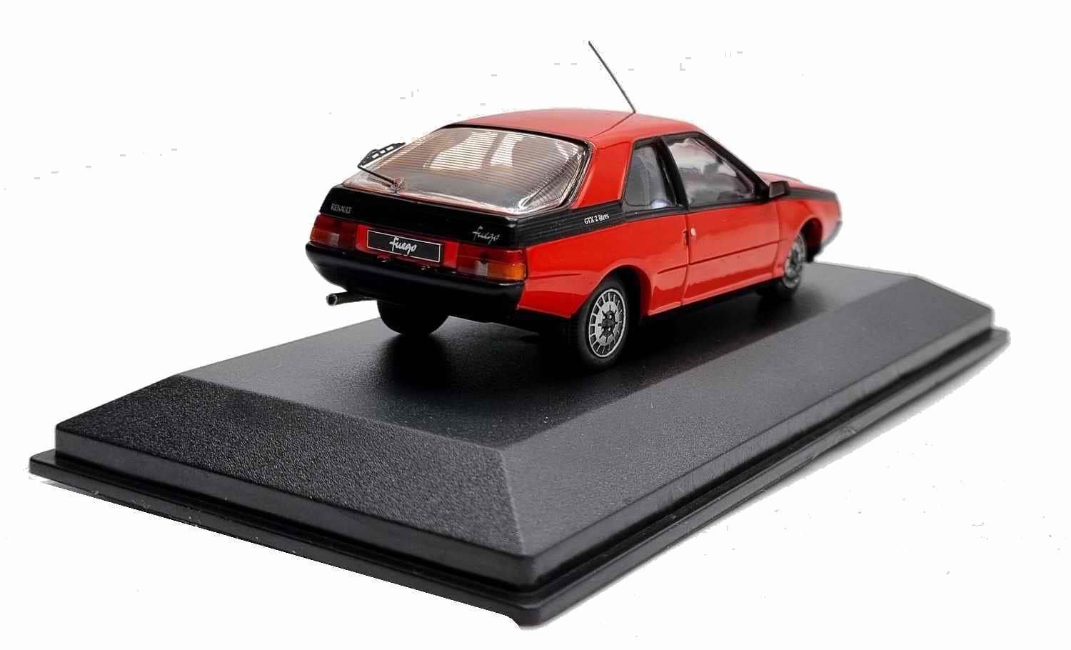 ODEON Renault Fuego GTX 1985 Rouge échelle 1/43 - Miniature En Boîte Vitrine