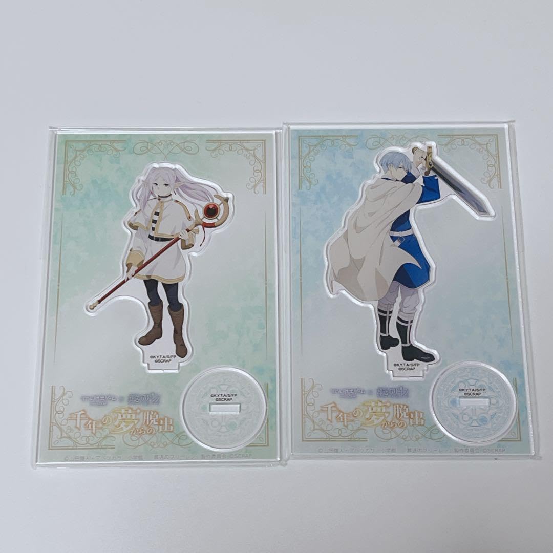 初音ミク ラスカル 2018 スタンド付きアクリルキーホルダー ココラボ 初音ミク ラスカル 2018 スタンド付きアクリルキーホルダー ココラボ