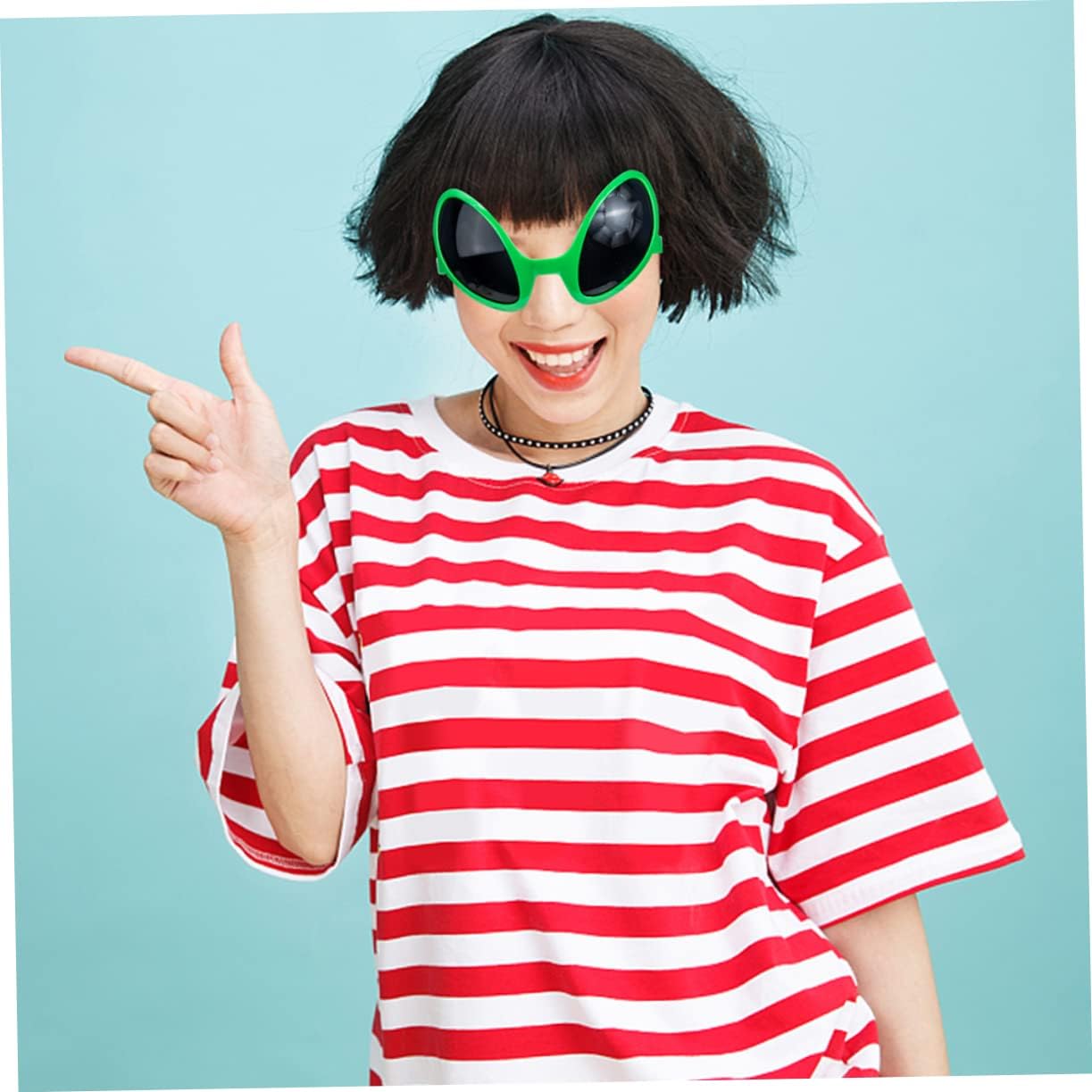 Amosfun 2pcs Sunglasses Eyewear Accessory Men Eyeglasses Cosplay Prop Glasses Prop Funny Glasses Costume Toy Eyeglasses Toy