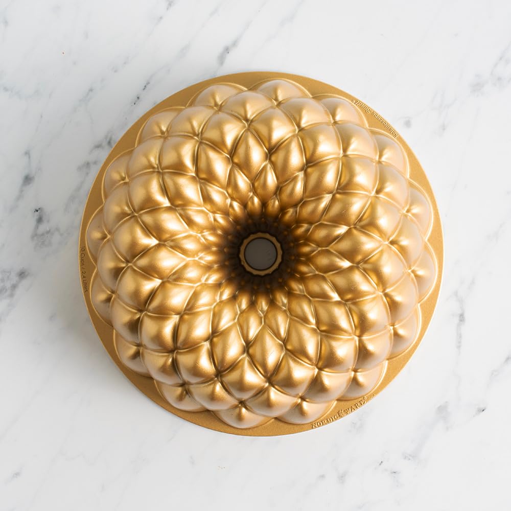 Nordic Ware Caleidoscopio Bundt, 10 tazze, oro