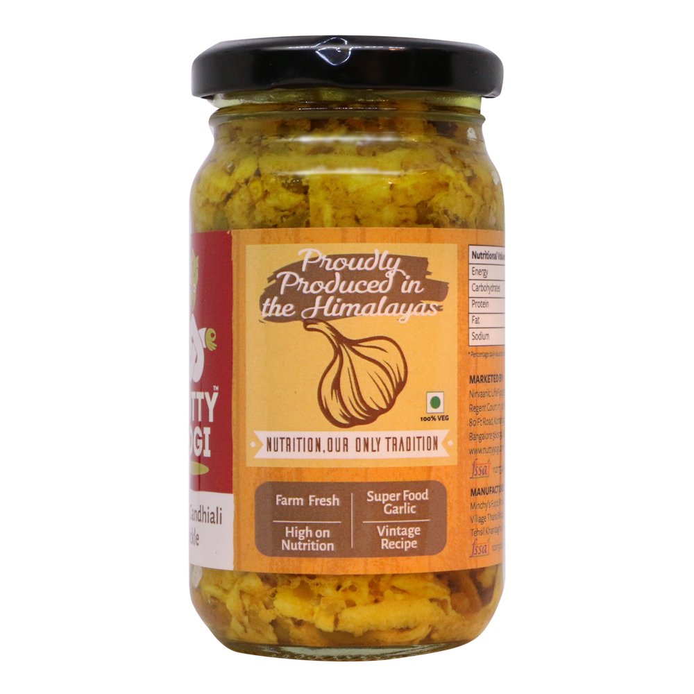 Nutty Yogi Garlic Gandhiali Pickle | Homemade Organic Herbal Garlic Pickle | Tangy and Delicious 200 gm (Pack of 1)