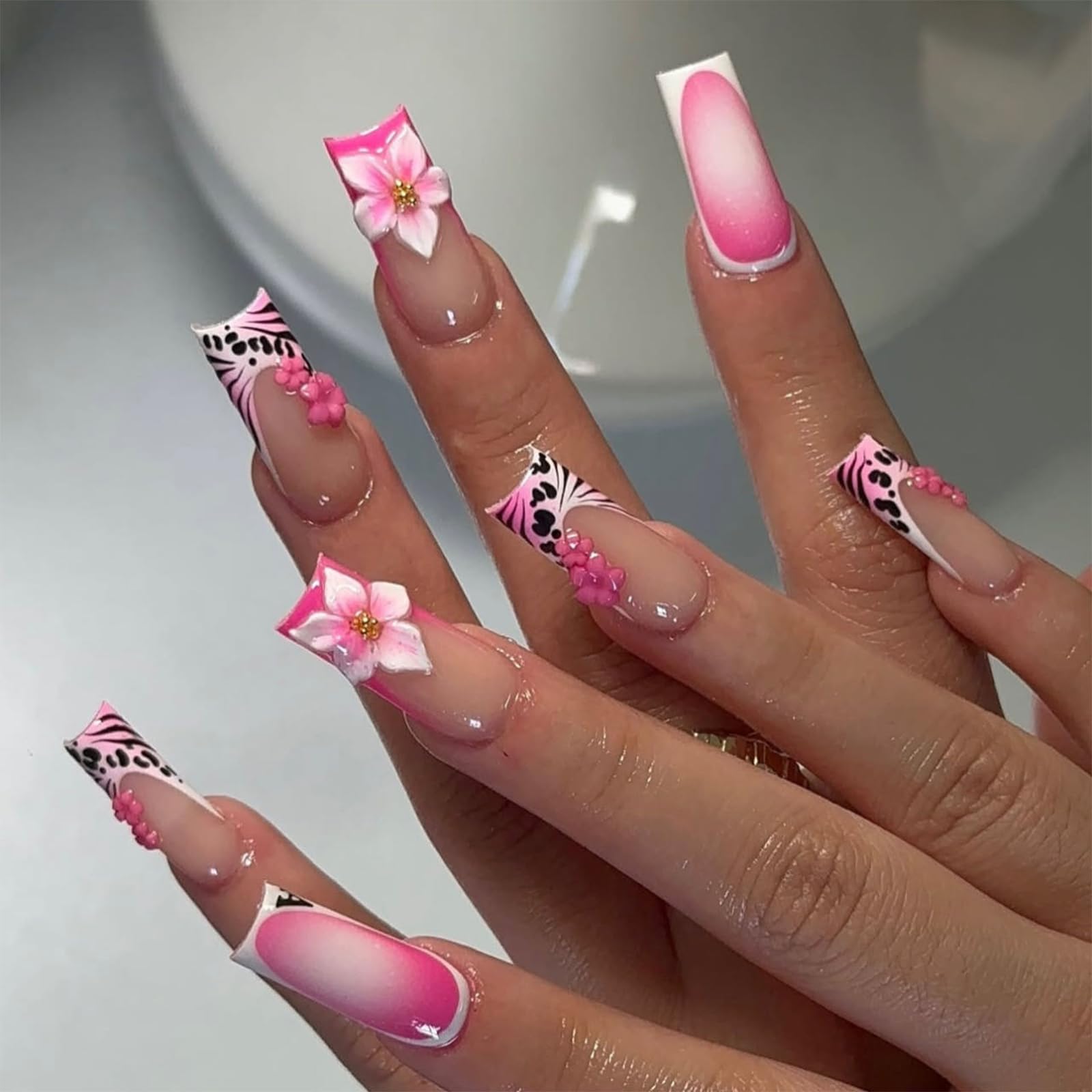 24 x sztuczne paznokcie do nakładania w stylu francuskiej koronki - średnia długość - róże i wzór lamparta - wielokrotnego użytku - do manicure - dla kobiet