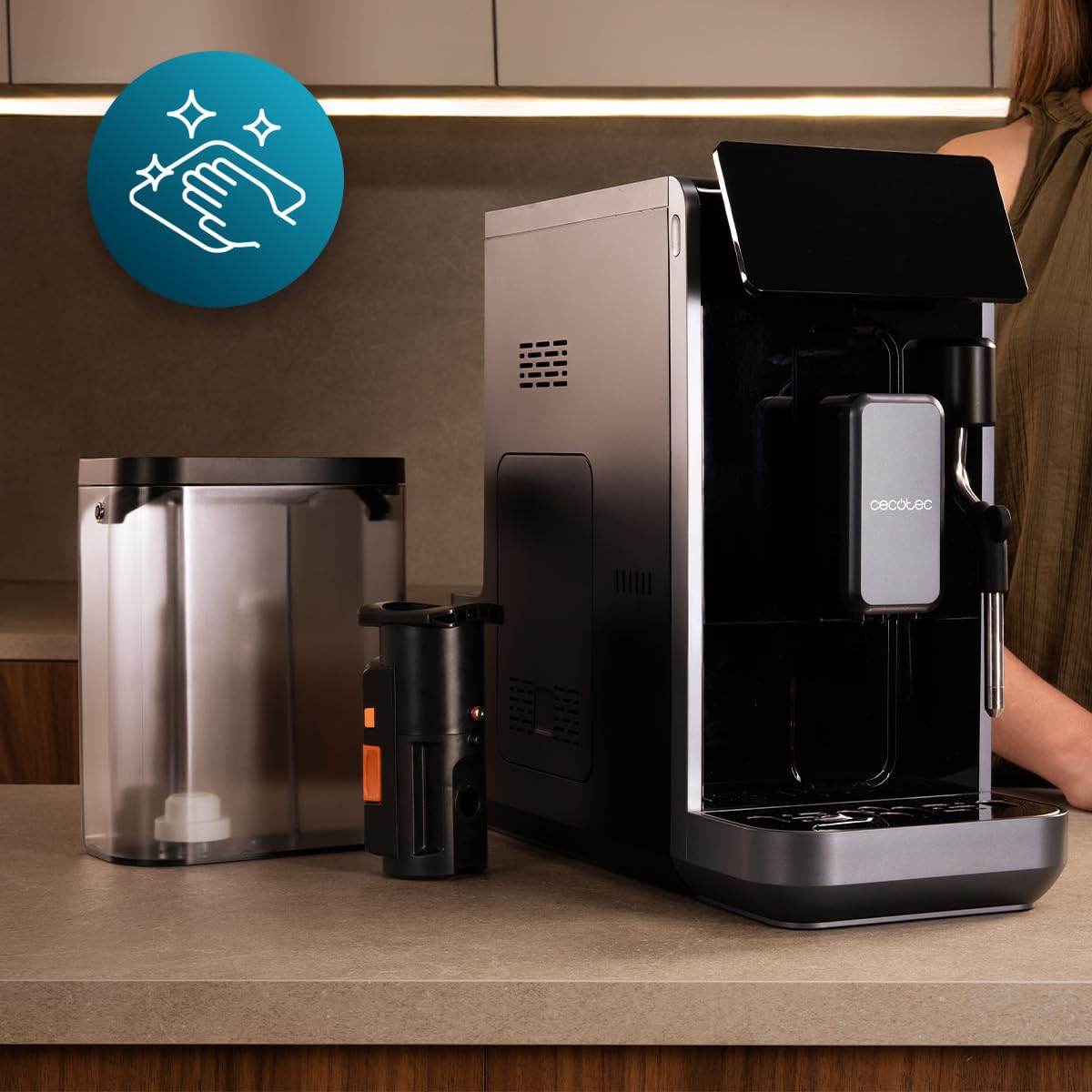 Cecotec Macchina da Caffè Superautomatica Cremmaet Lungo Steam. 19Bar, Thermoblock, 5 Bevande, Vaporizzatore, 5 Livelli di Macinatura, Doppio Braccio, Decalcificazione, Serbatoio Acqua 2L, 280g Caffè