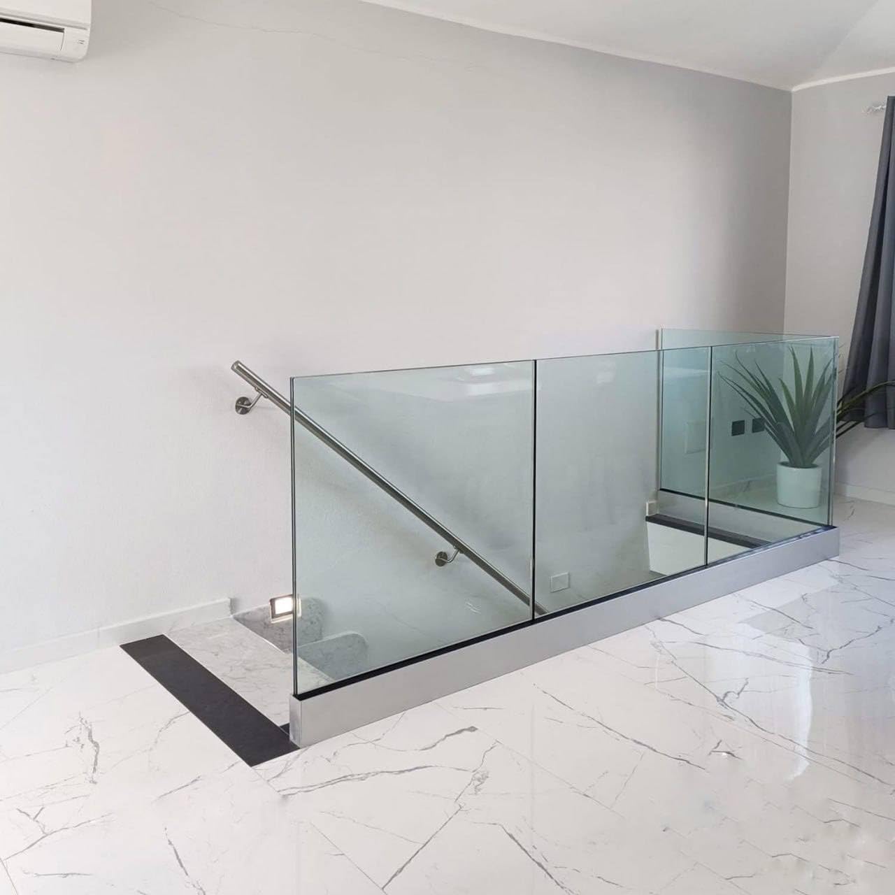 Parapetto in vetro larghezza 180 cm — 2 pannelli affiancati altezza h100 cm