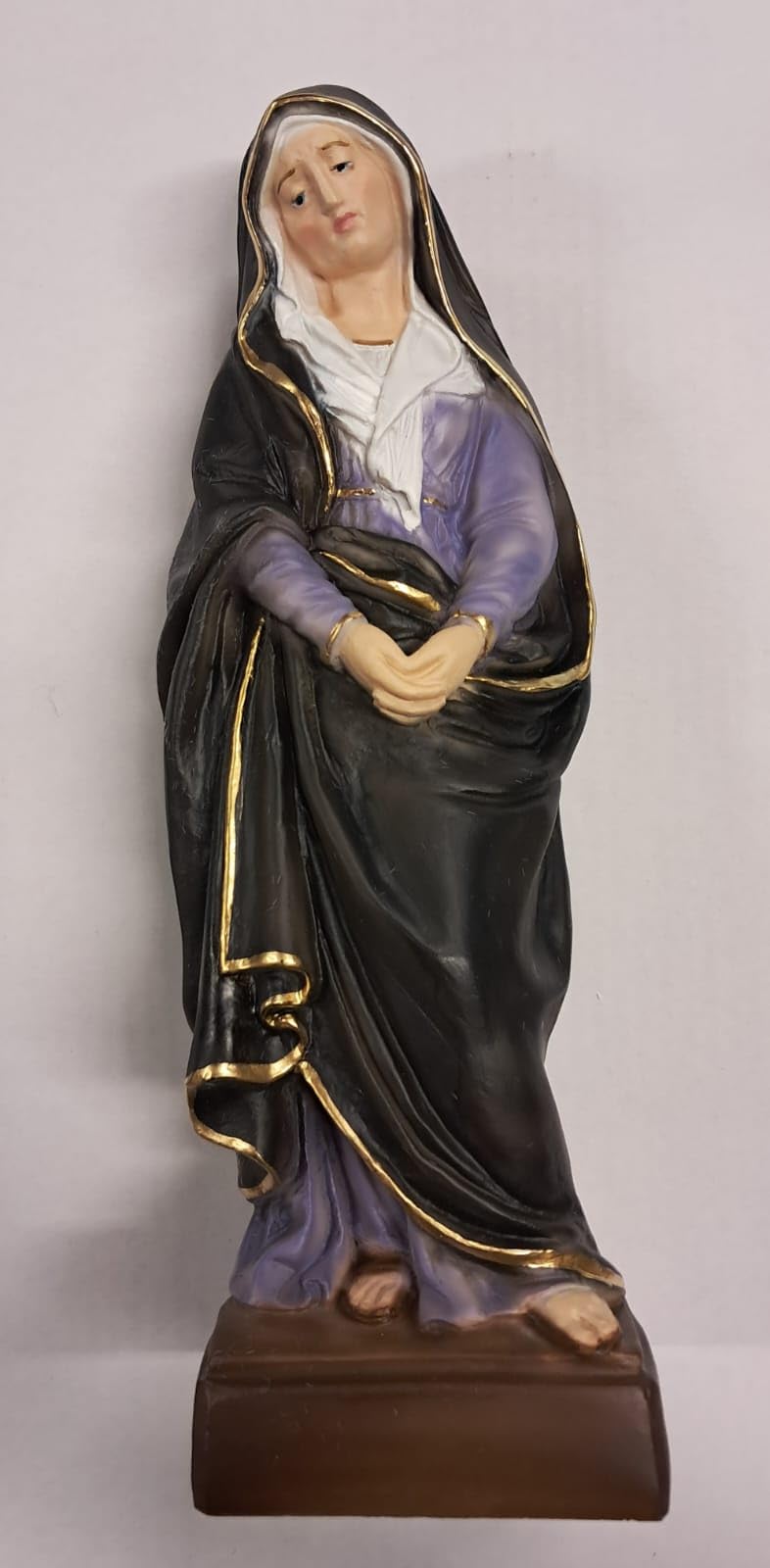 Generico ArteSacraCaravaggio Statua della Madonna Addolorata cm 35 (13,77 inches) in marmo resina piena decorata a mano di produzione artigianale italiana