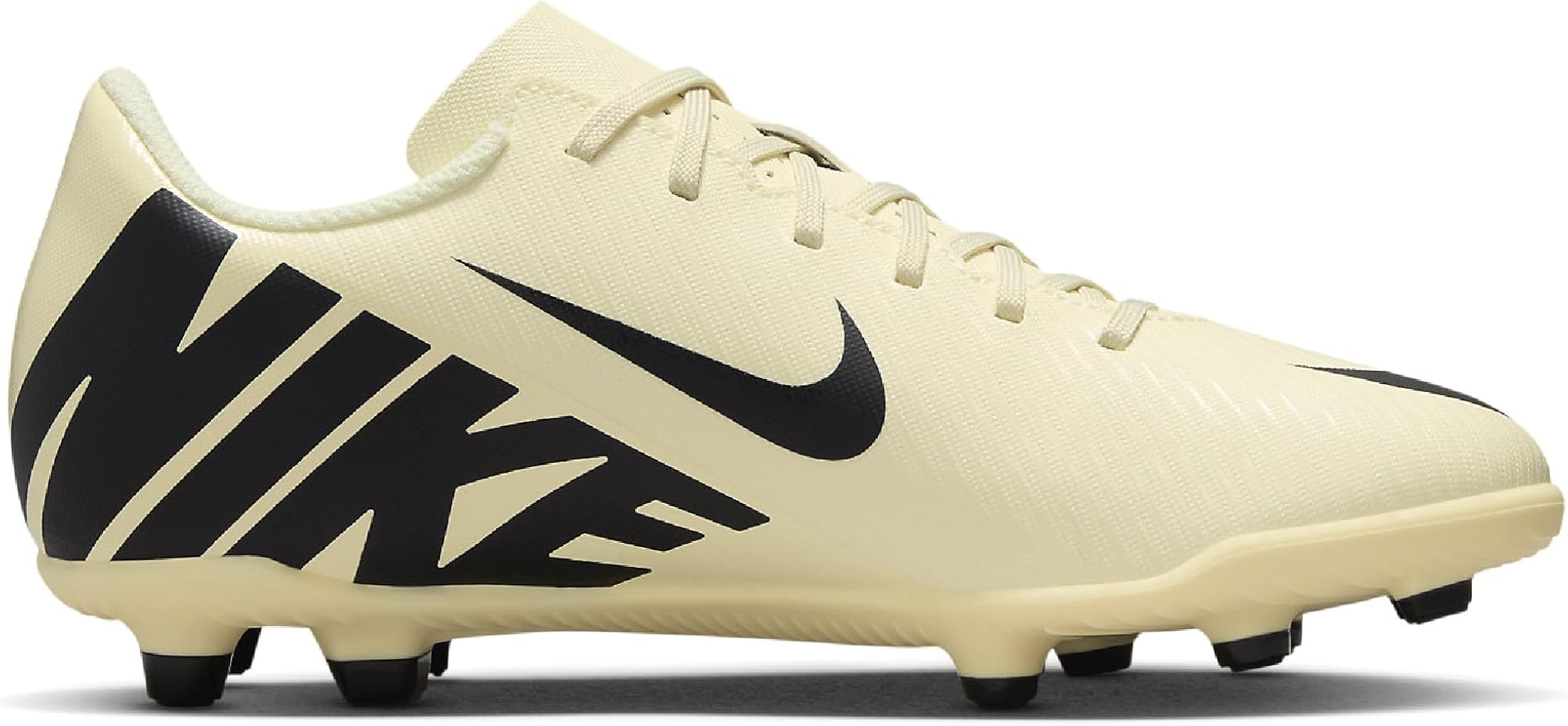 Amazon.com | Nike Jr. Mercurial Vapor 15 Club (DJ5958-700