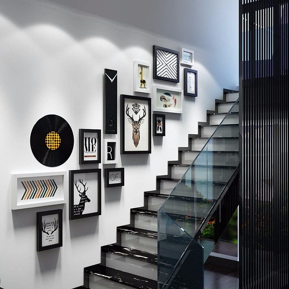 Cadre moderne escalier pour habiller un mur vide facilement