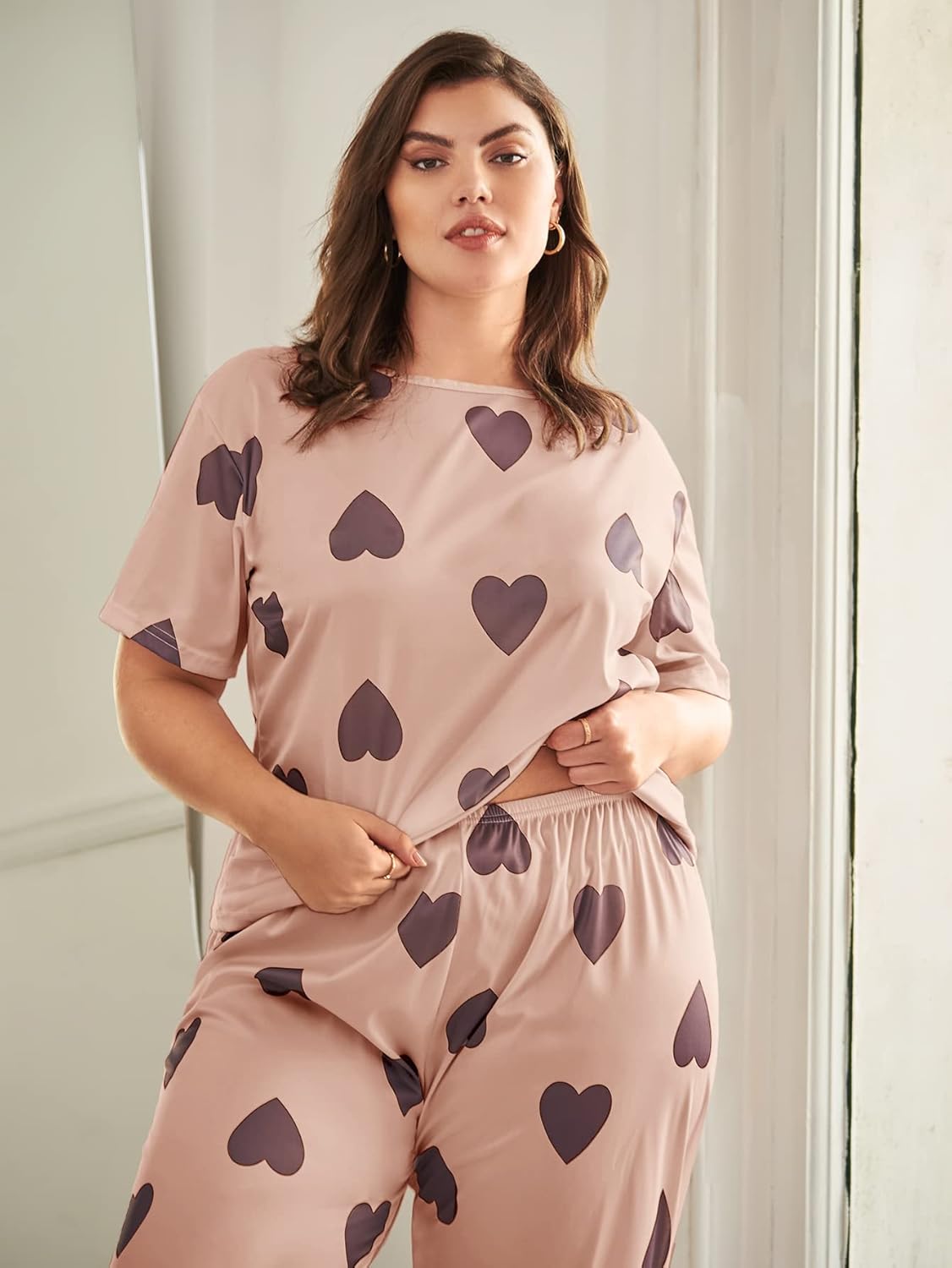 WDIRARA Women's Plus Size Pajama Set Soft Short Sleeve Pants Sleepwear Sets - Image 5