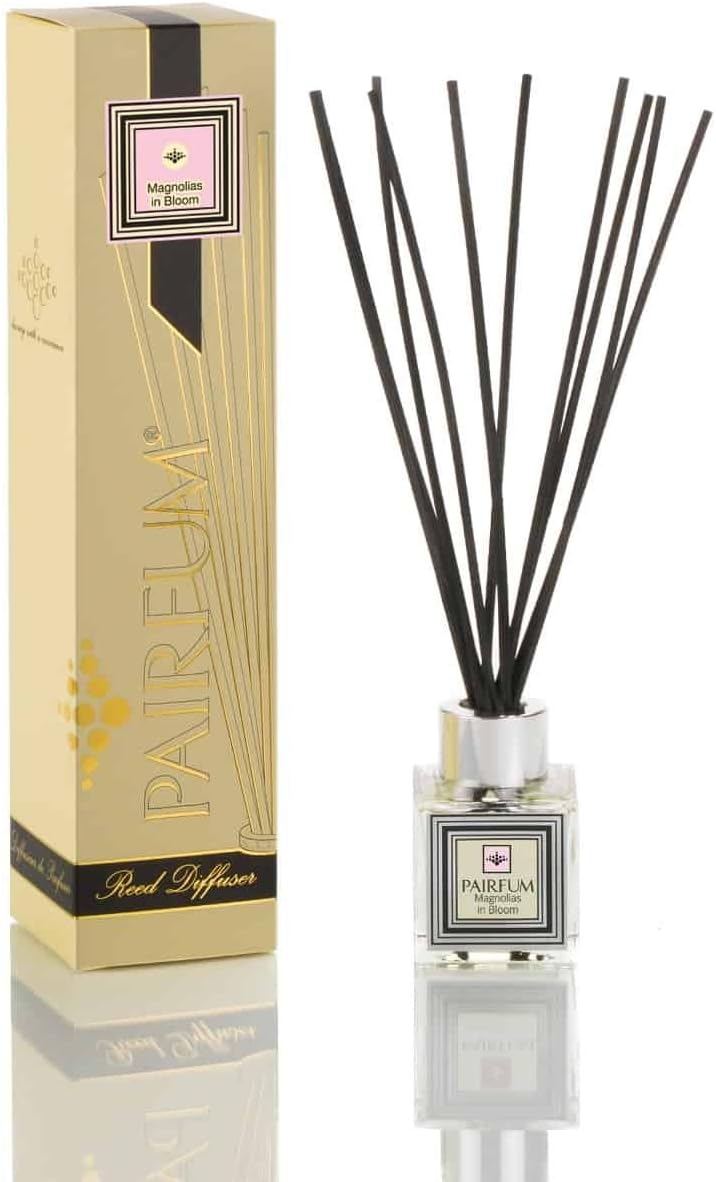 Natural Reed Diffuser - Long-lasting & Healthy - Beautiful Perfumes that Compliment You - Fragrance for 2-3 months (50 ml) - Magnolias in Bloom Black Reeds - Glass Cube