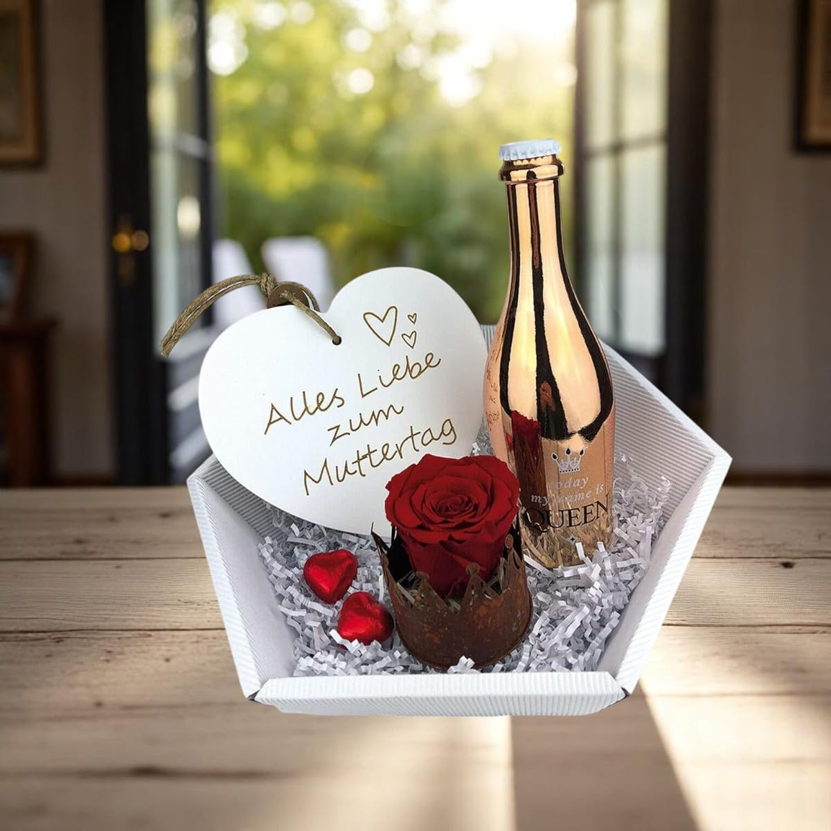 Geschenk für Mama Permanentrose Perlwein Holzherz Geschenkkorb