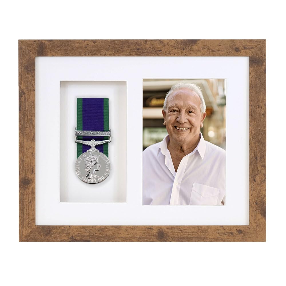 Distressed Oak Effect Court Mounted Medal Frame with 6x4 Photo For 1 War, Military and Sports Medal