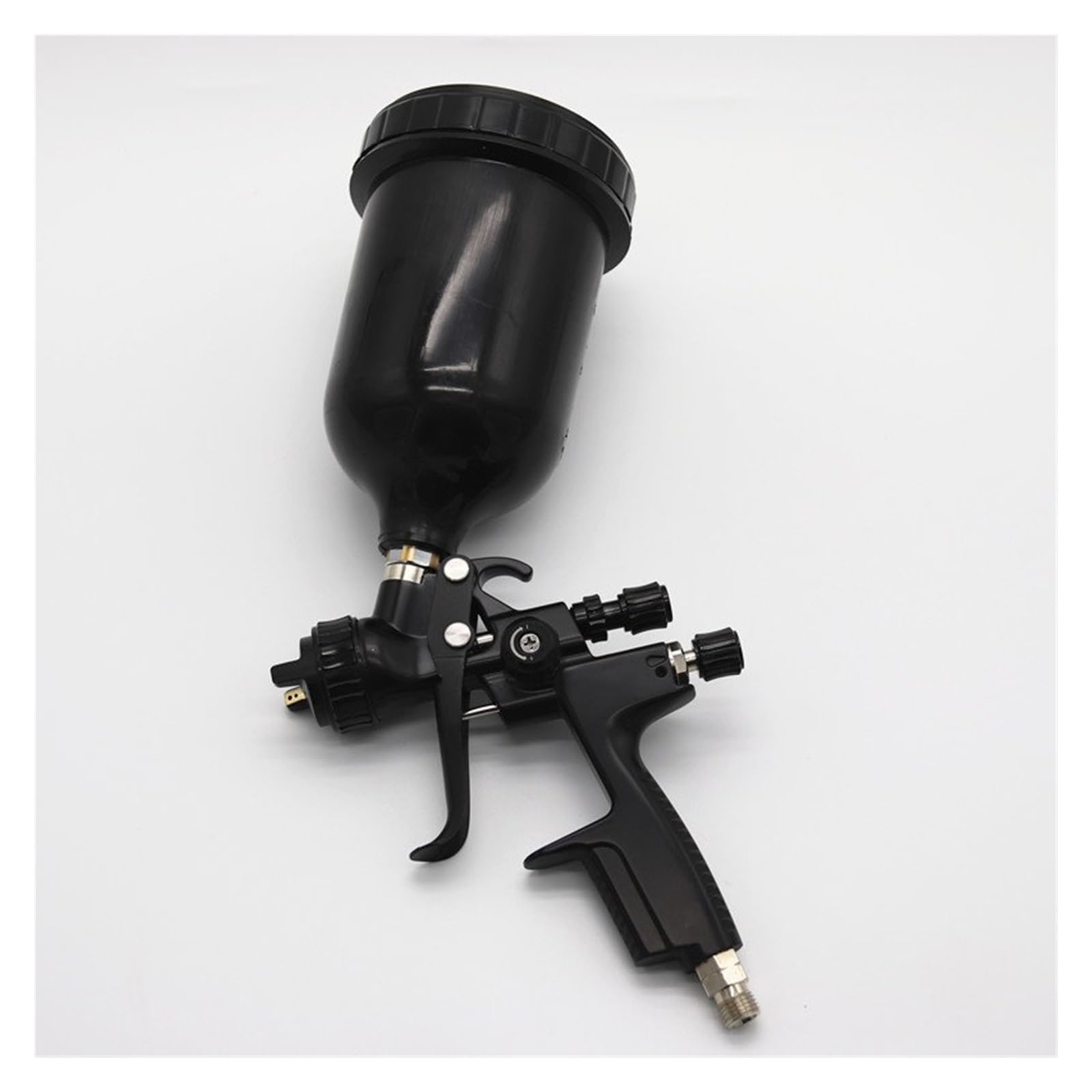 Pistolet de pulvérisation HVLP pour éliminer les coulures de peinture de voiture