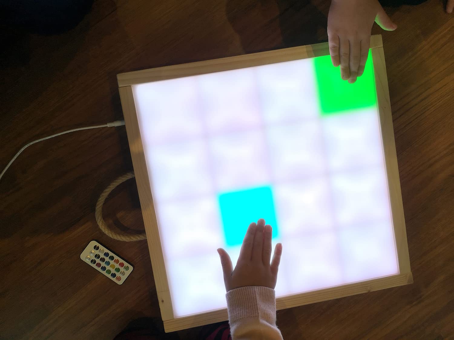 KARIVOO Tavolo interattivo light touch brevettato, metodo Reggio Emilia brevettato per attività Montessori, in collaborazione con esperti di educazione della prima infanzia e pedagogia speciale