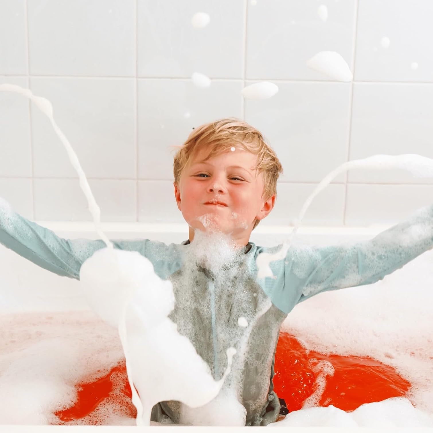 Honeysticks Burbujas de Bañera para Niños – Espuma de Baño a Base de Plantas – Bubble Bath que Cambia el Color del Agua y Crea Mucha Espuma – No Tóxica, No Irritante - 3 Uds - Azul, Amarillo, Rojo