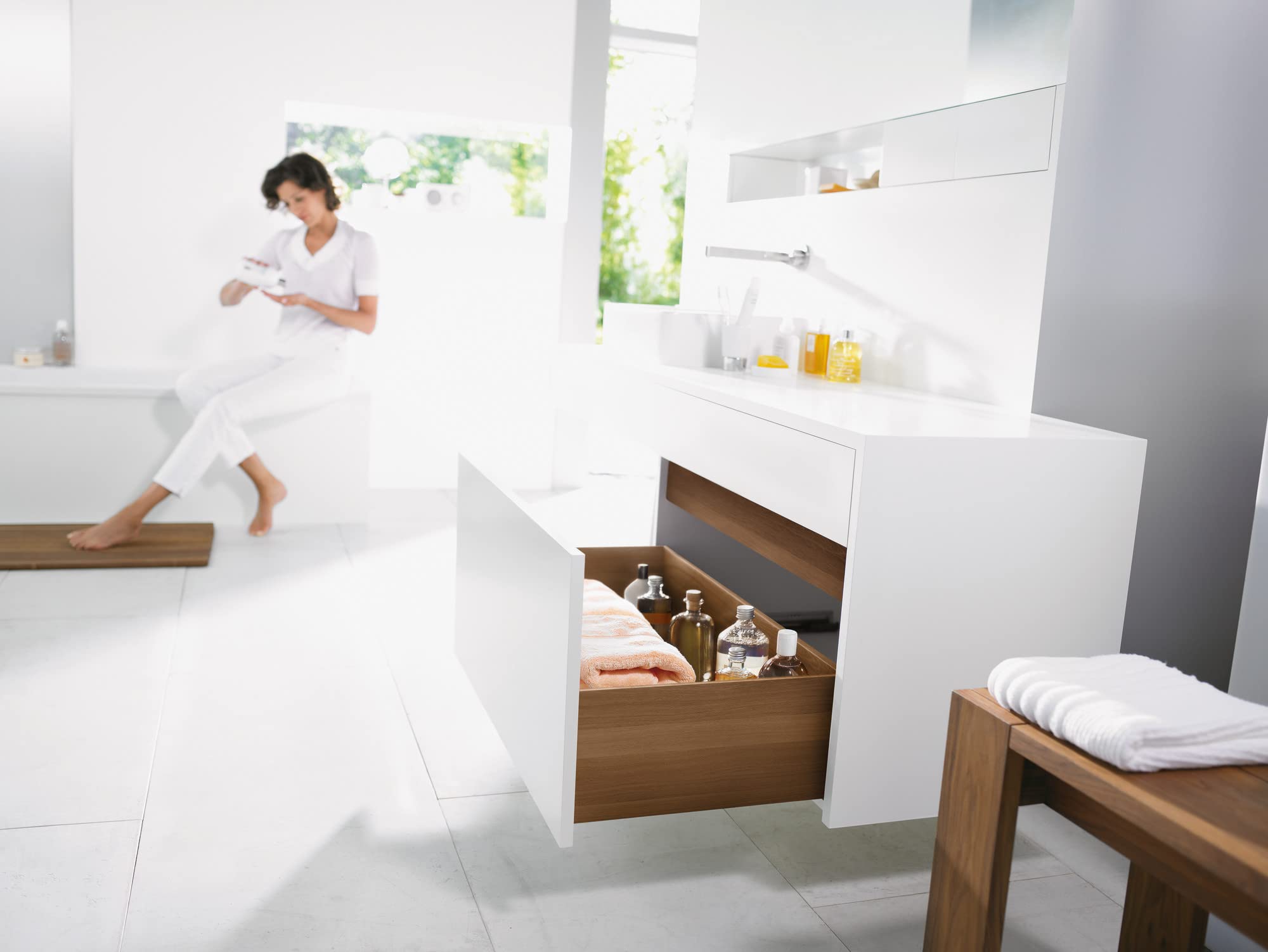 KV 4400 Series Full Extension Precision Ball Bearing Low Profile Slides 22