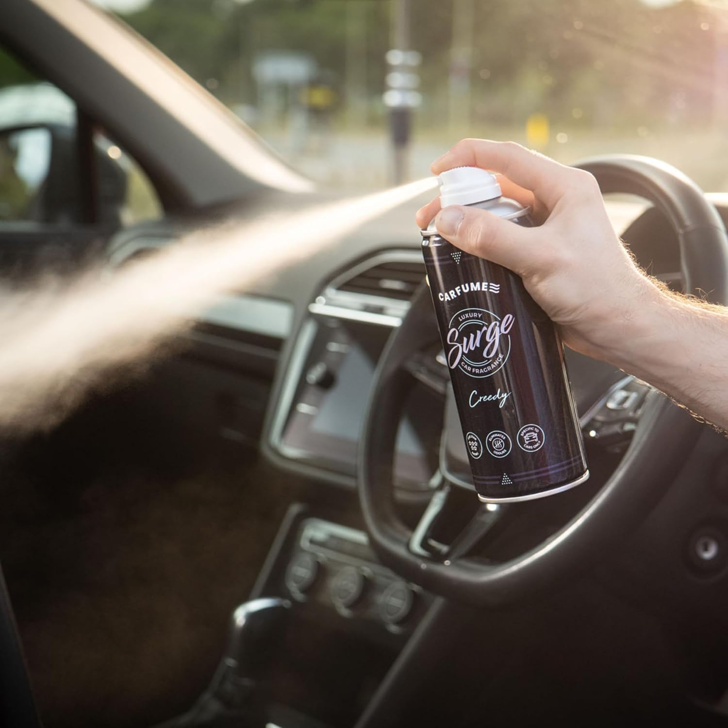 Carfume Creedy Spray désodorisant pour voiture longue durée, parfum luxueux aux notes de musc, ambre gris et genévrier, accessoire auto pour homme, fabriqué au Royaume-Uni (lot de 3)