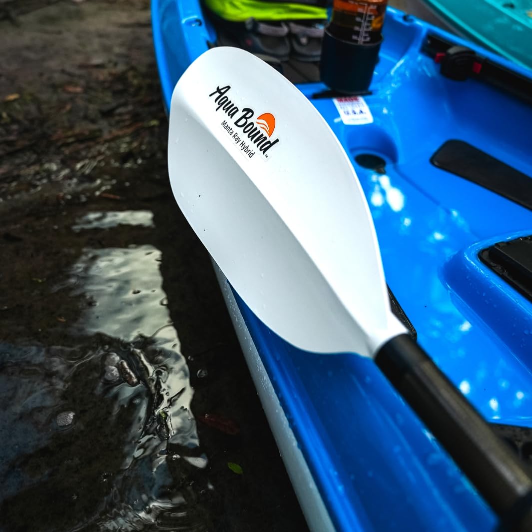 Aqua Bound Manta Ray Hybrid Kajak Paddel, Carbon-Schaft, glasfaserverstärkte Nylon-Dihedralblätter, Federung für Touren und Freizeit-Kajakfahren