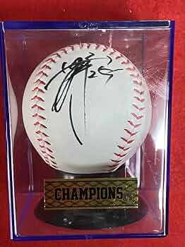 岡本和真 直筆サインボール (ケース付) 岡本和真♡投げ入れサインボール - メルカリ