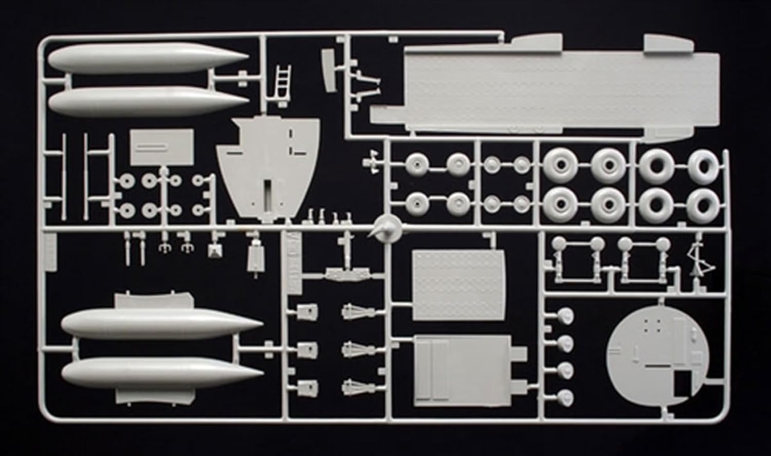 Italeri 1255S 1/72 C-130J Hercules, Grey