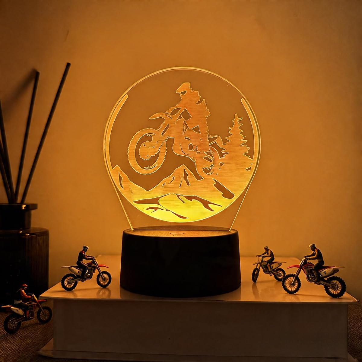 Sumokaii 3D Motocross Bike Night Light, Touch Activated Motocross Bike Night Light, 7 Colours, the Perfect Gifts for Decoration.