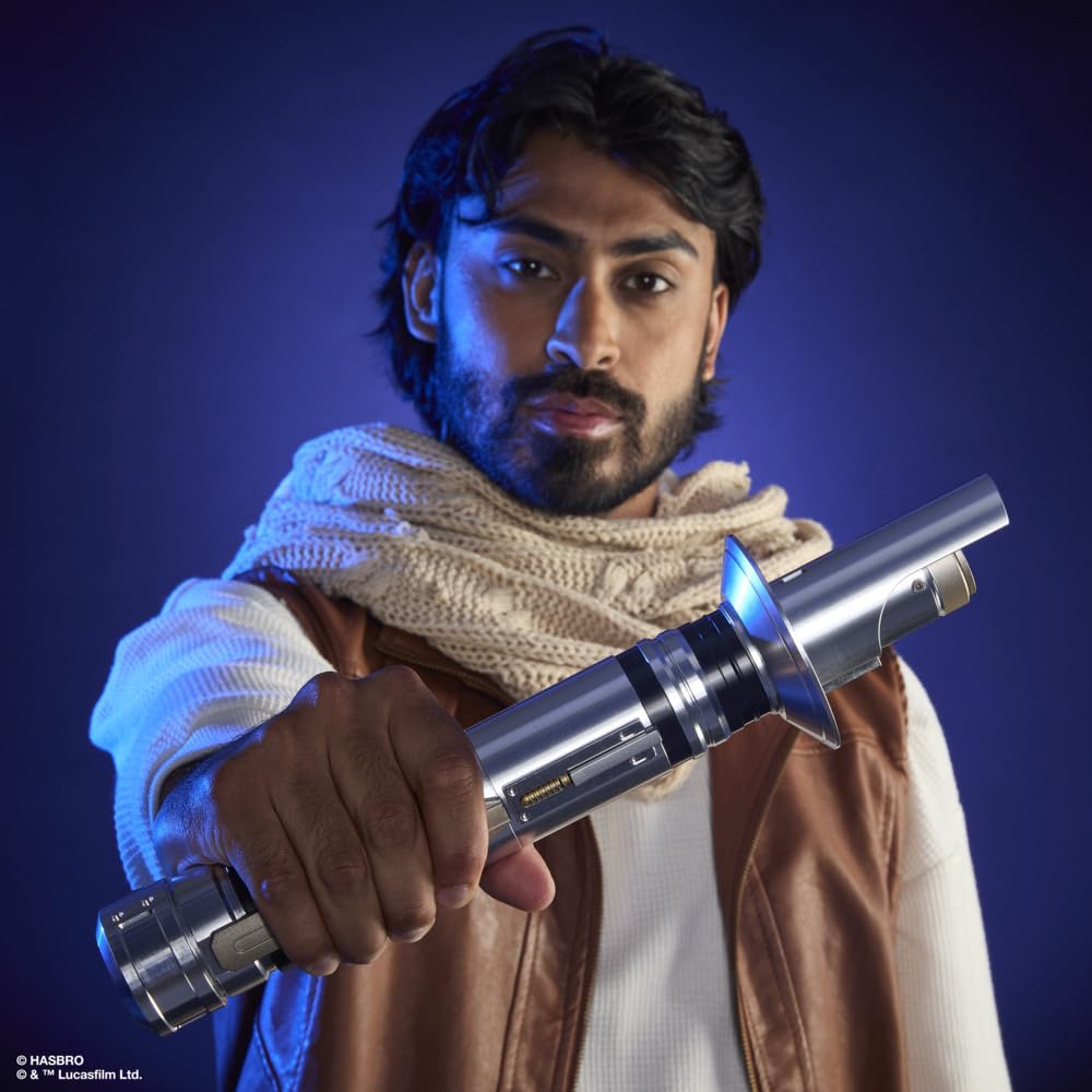 Star Wars Hasbro The Black Series, Spada Laser Force FX Elite di Ezra Bridger, Adatta per Collezionisti e Appassionati di Cosplay dei Supereroi, per Ragazzi e Ragazze dai 14 Anni in Su