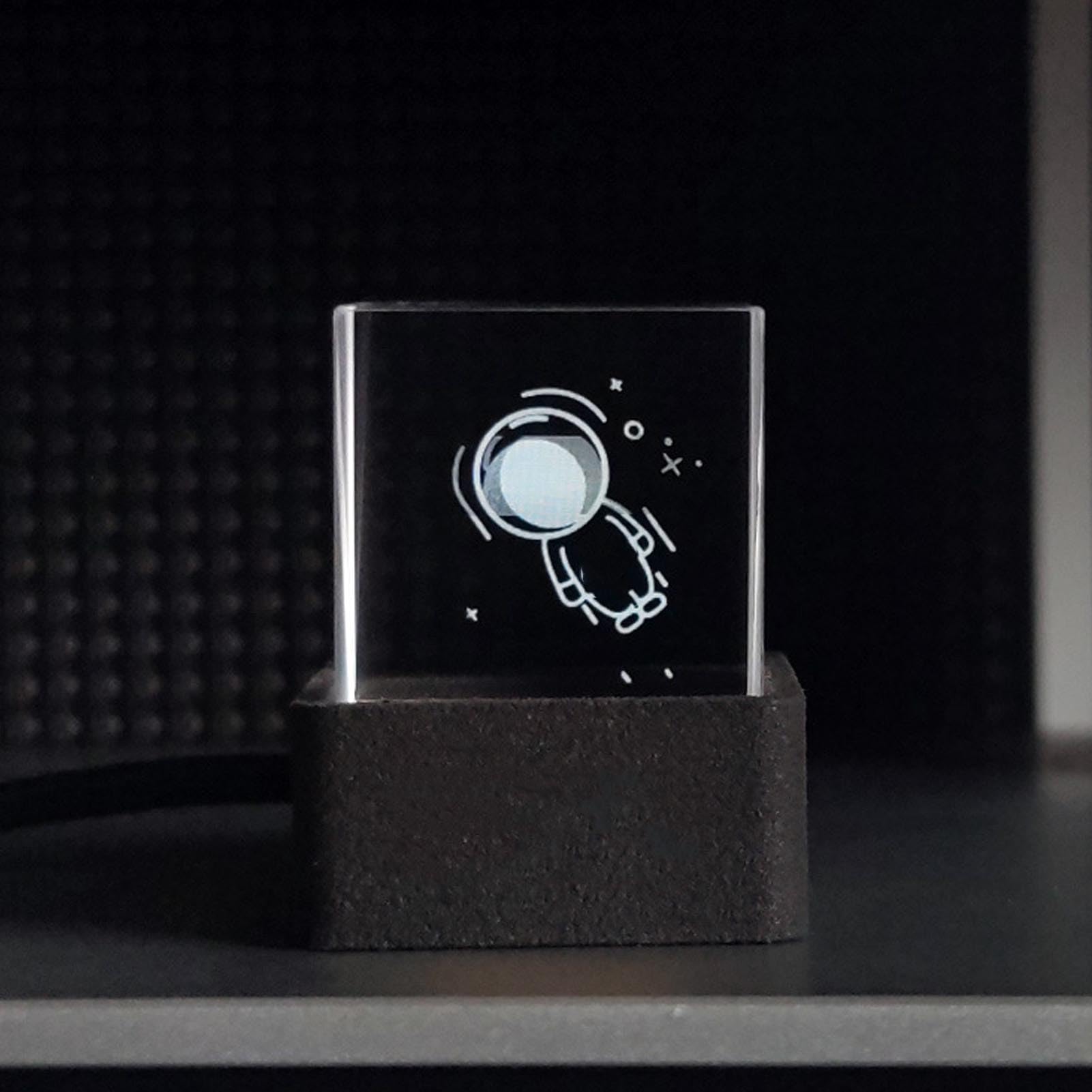 LED-holografischer Kristallwürfel, 3D-Hologramm-Display mit Klaren, Lebendigen Bildern und GIF-Animation, für Heimdekoration, Büro, Schreibtisch, Autozubehör