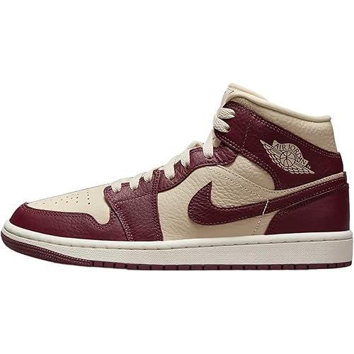 Nike Women's Basketball Shoe