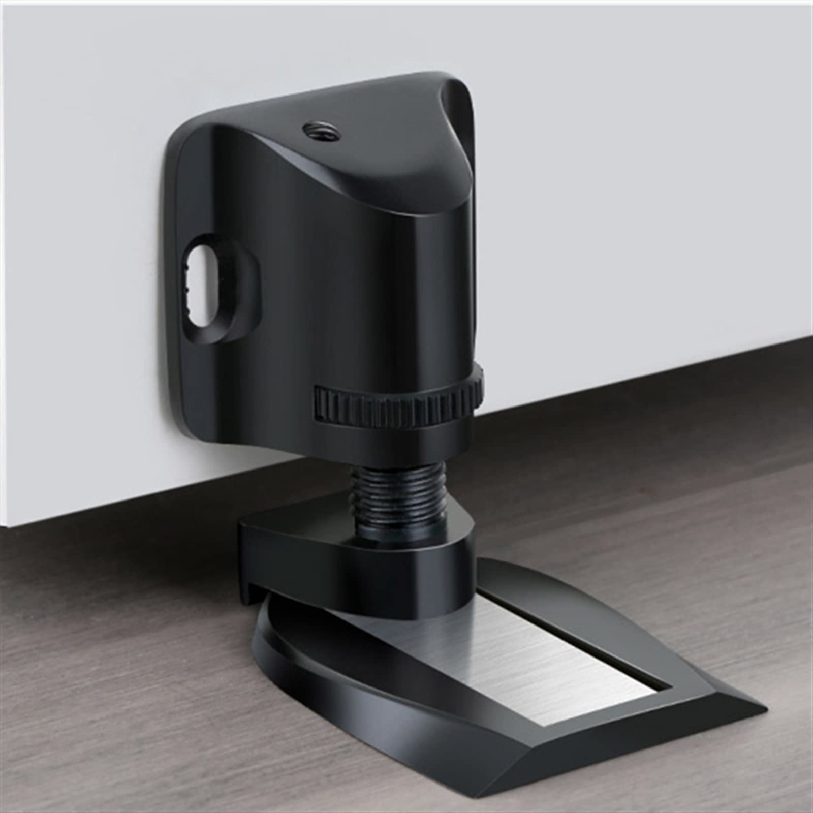 Buster and Punch Linear deurstopper vloer messing 67 mm