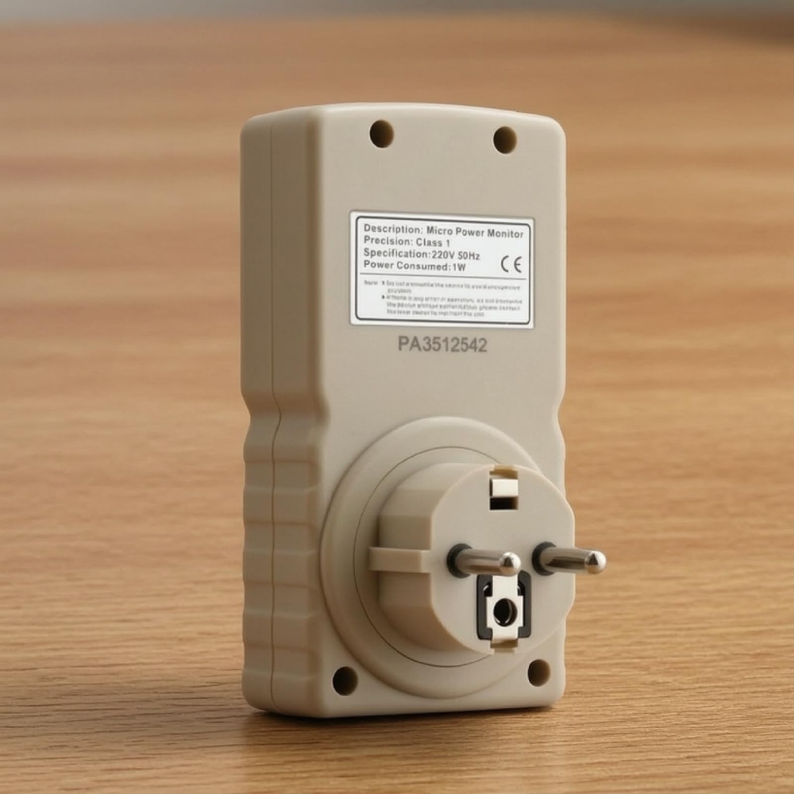 Misuratore di Energia con Presa Compatto