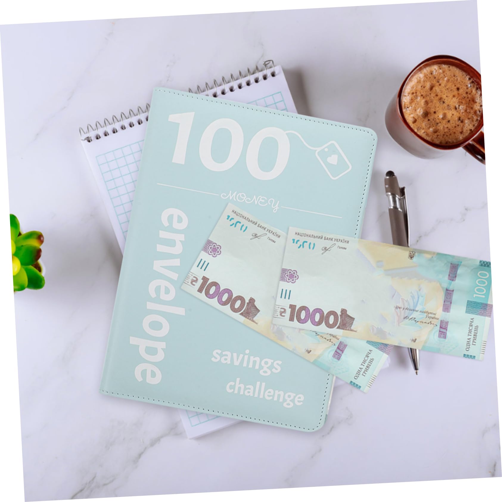 Quaderno ad Anelli Challenge Risparmio Denaro 4 Set Pu | Buste Trasparenti per Contanti, Accessori in Plastico e Metallo, Design Elegante per Coppie