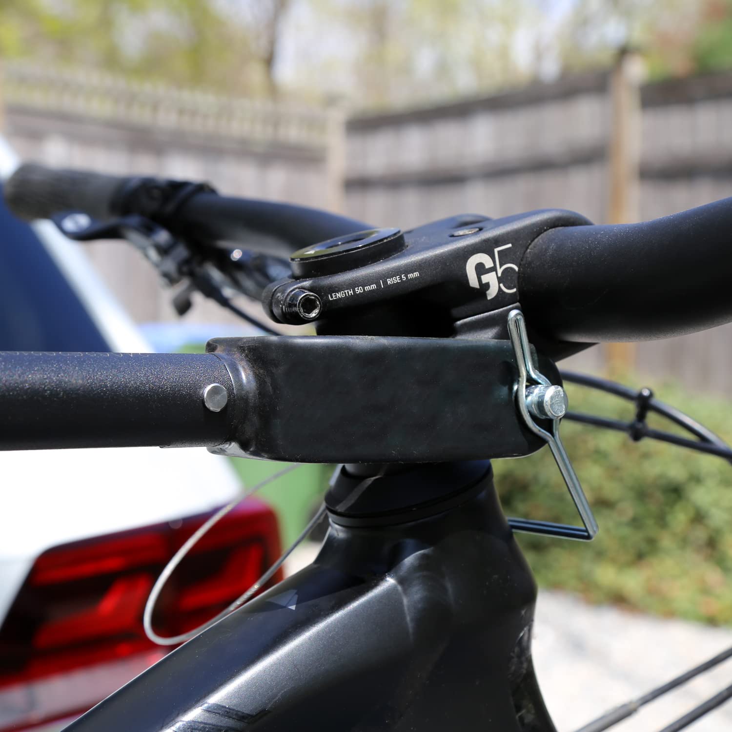 Bike Frame Crossbar Adaptor for Suspension Frames, StepThrough Frames
