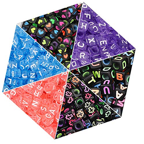 Jicyor Lettre Cube Perles, 720pcs 6mm Mélangé Acrylique Lettre Cube Perles Acrylique Alphabe pour Faire des Bijoux Colliers Chaînes Porte-clés Bricolage Bands Bracelets Cover