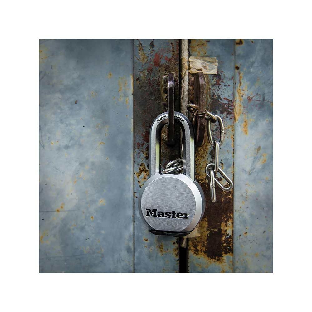 MASTER LOCK Heavy Duty Padlock, Security Level 9/10, Outdoor