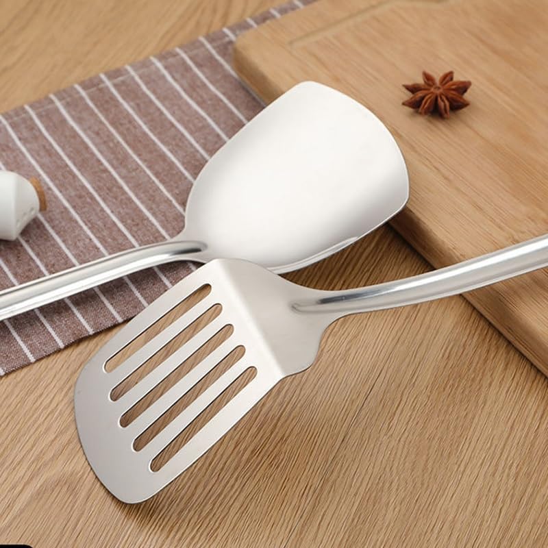 Manche en grain de bois de style scandinave avec manchon en acier inoxydable