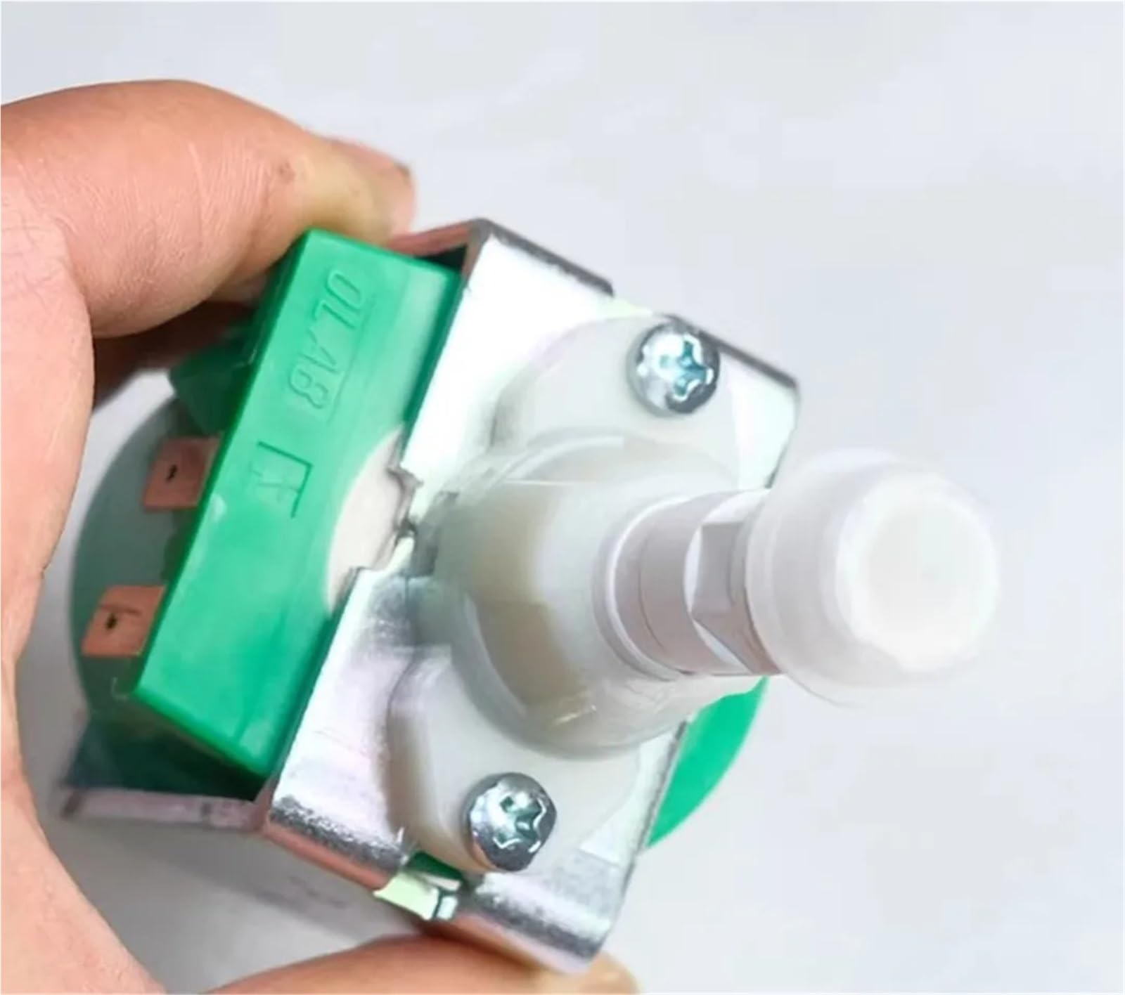 Bomba de agua solenoide for máquina de café expreso, 22000-20-042-1-R, 230 V, 48 W