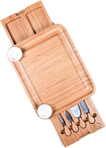 STONE & CLAY Tablas de cortar de embutidos – Bandeja para servir con herramientas (cuchillo de queso, esparcidor, tenedor, afeitadora) – Perfecto