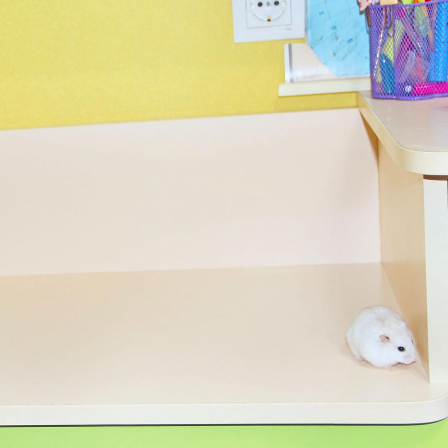Small Pet Hideout House for Hamsters Hedgehogs Guinea Pigs Indoor Shelter Warm Cozy Sleeping Nest Small Animal Habitat Safe Resting Chamber