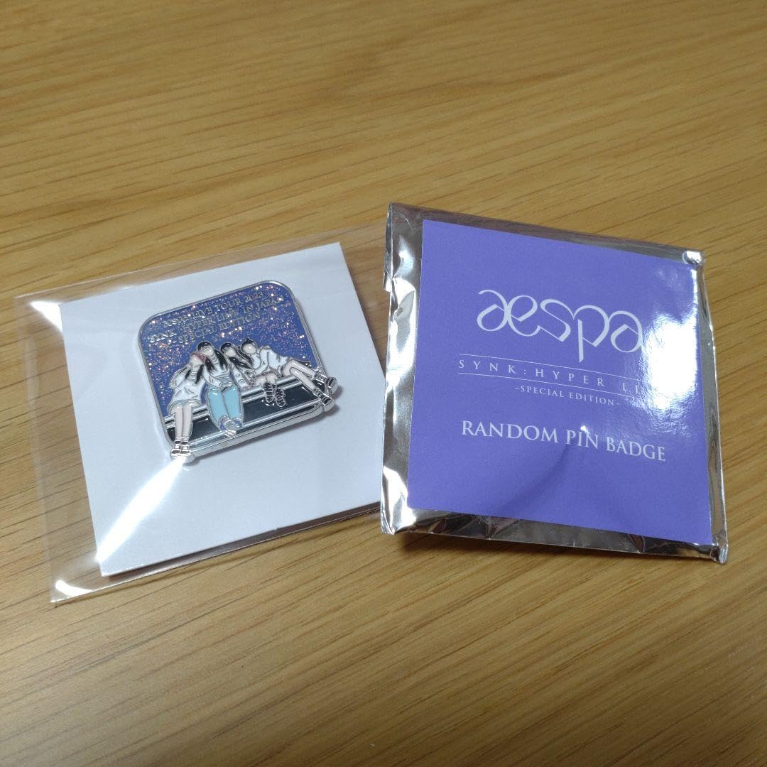 Amazon.co.jp: aespaエスパランダムピンバッジシークレット : ホーム  