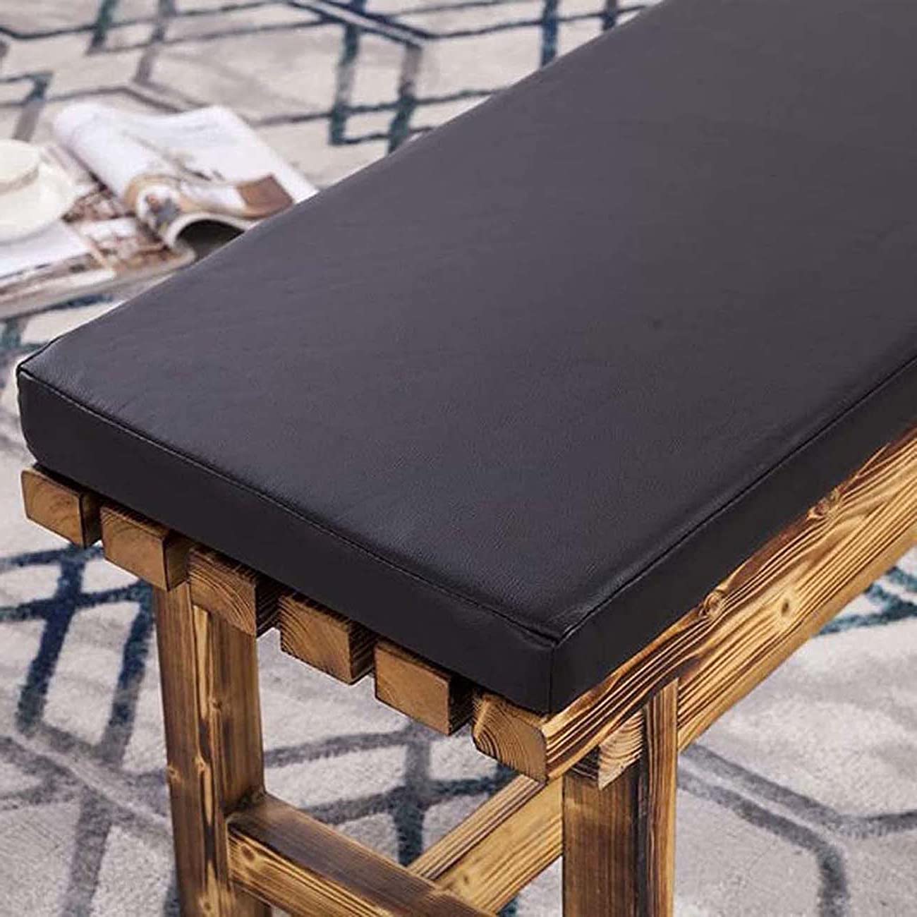 Coussin de jardin étanche pour balancelle et terrasse repas en famille 120 cm de long noir