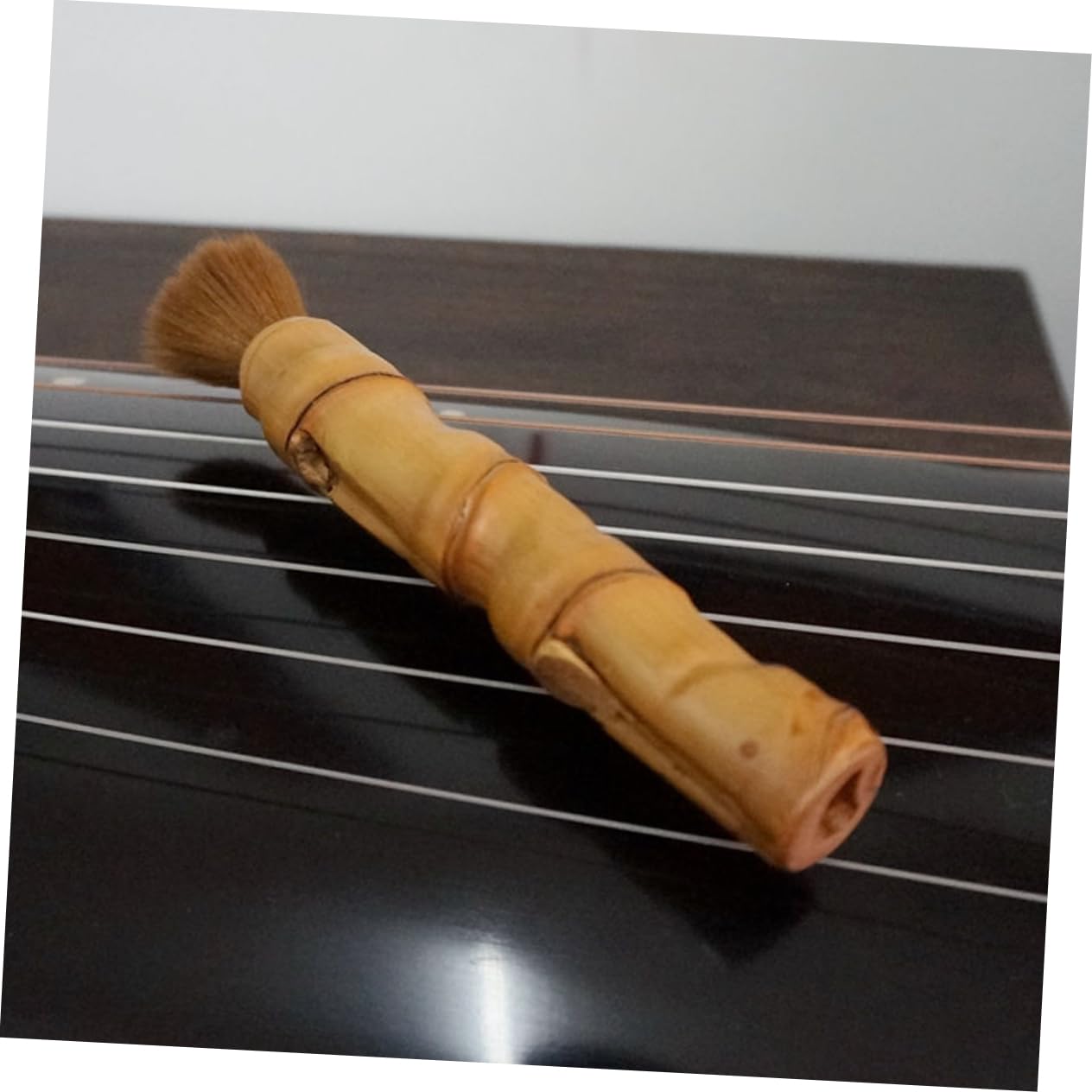 GALPADA Guzheng Cleaning Brush Natural Bristle Instrument Cleaner for Guzheng Guqin and Dulcimer Durable Carbonized Handle Dust Removal Tool for Musical Instruments