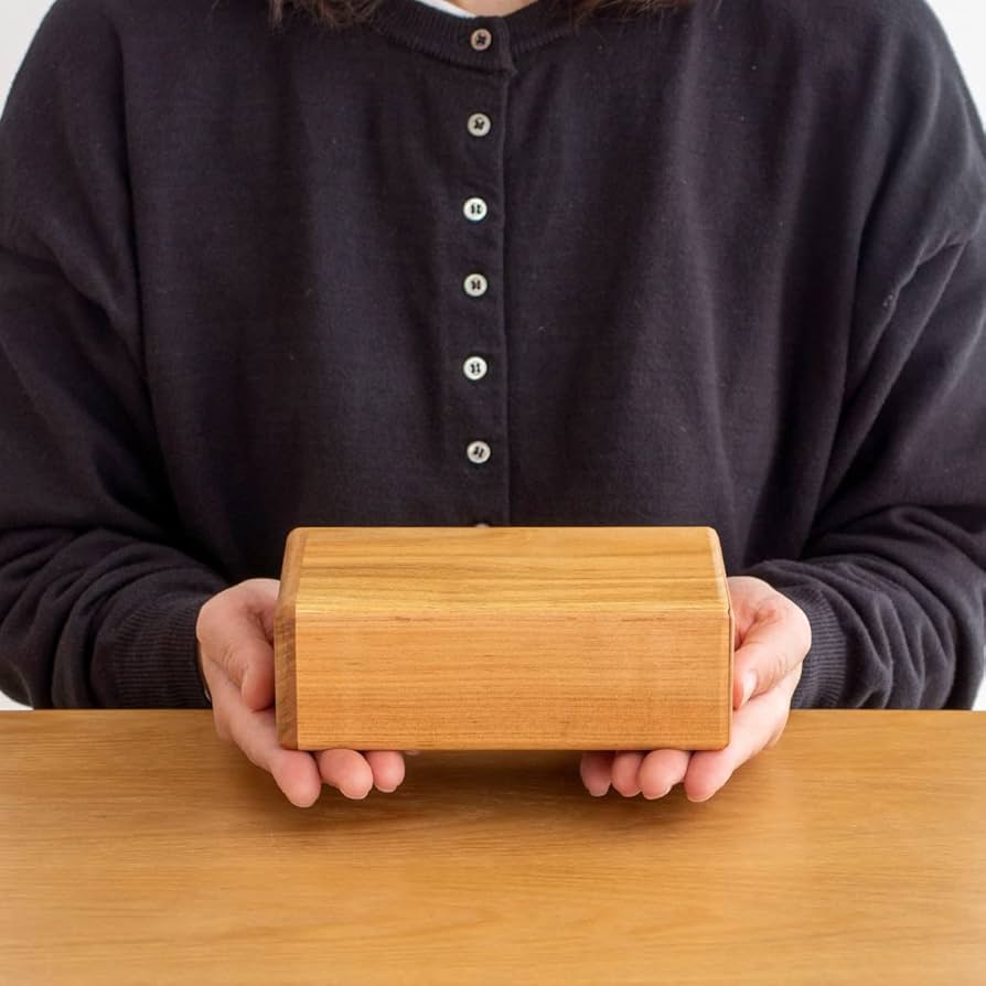 Amazon | 土佐龍 バターケース スライド式 200g用 さくら 天然木 木製