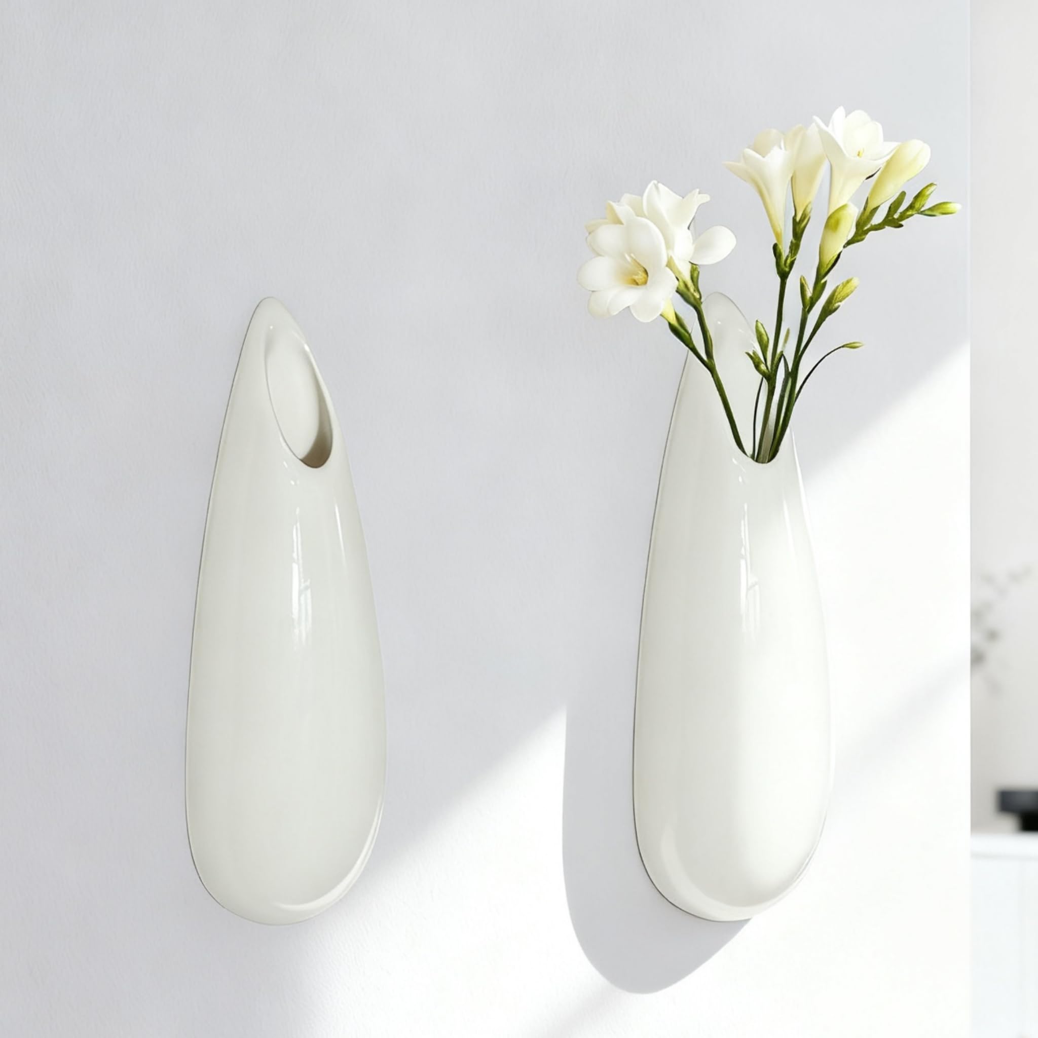 2 Pack Wall Mounted Ceramic Plant Vases,Hanging Flower Pot Holders for Indoor Plants, Modern White Wall Planters,7.9 Inch / 20 CM, Indoor Wall Decor
