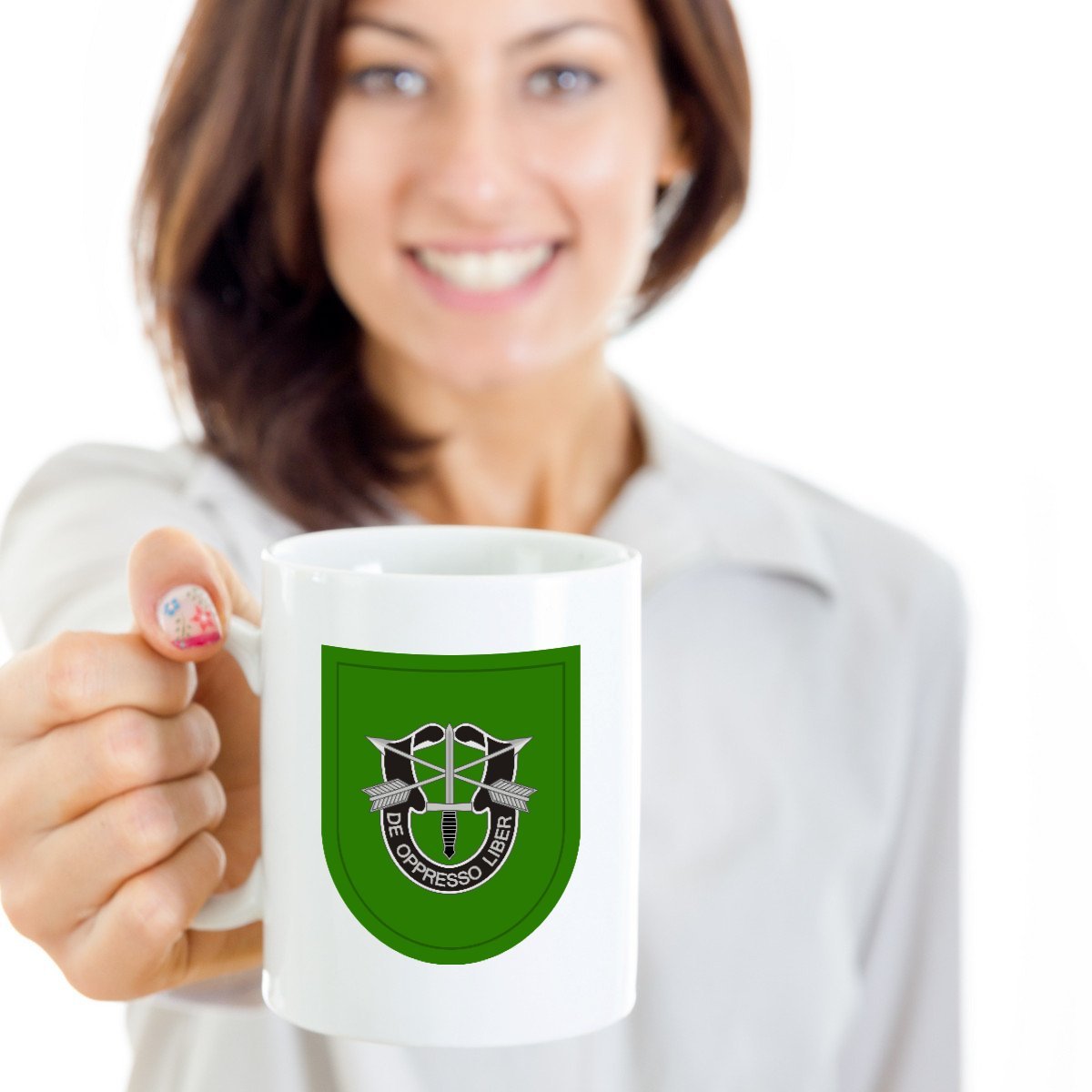 16 oz disposable coffee cups with lids Green Direct 16 oz. Disposable Plastic Clear Cups with Strawless Sip Lids  for Iced Coffee 50 — GreenDirect main image 1