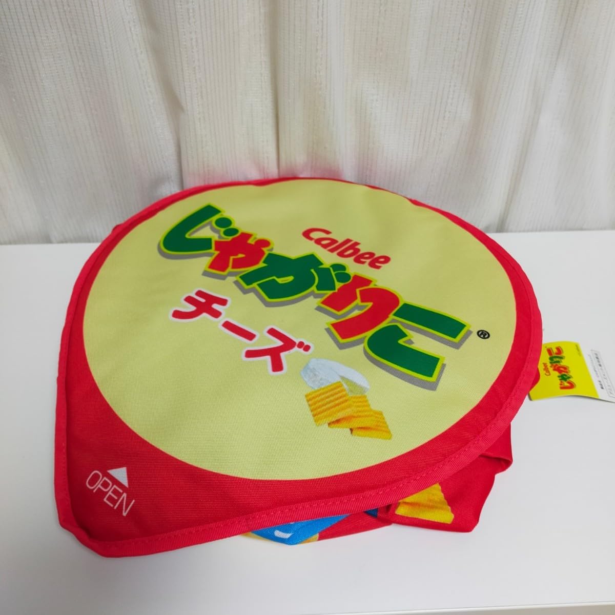 Amazon.co.jp: じゃがりこ リュック バッグ 鞄 プライズ品 赤 チーズ味 