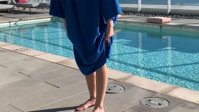 ALLEN & MATE 100% BAUMWOLLE, Unisex-Surfponcho mit Kapuze für Erwachsene – Übergroßer, schnelltrocknender, saugfähiger Wickelmantel für Strand und Schwimmen (L-XL, Lila Seestern