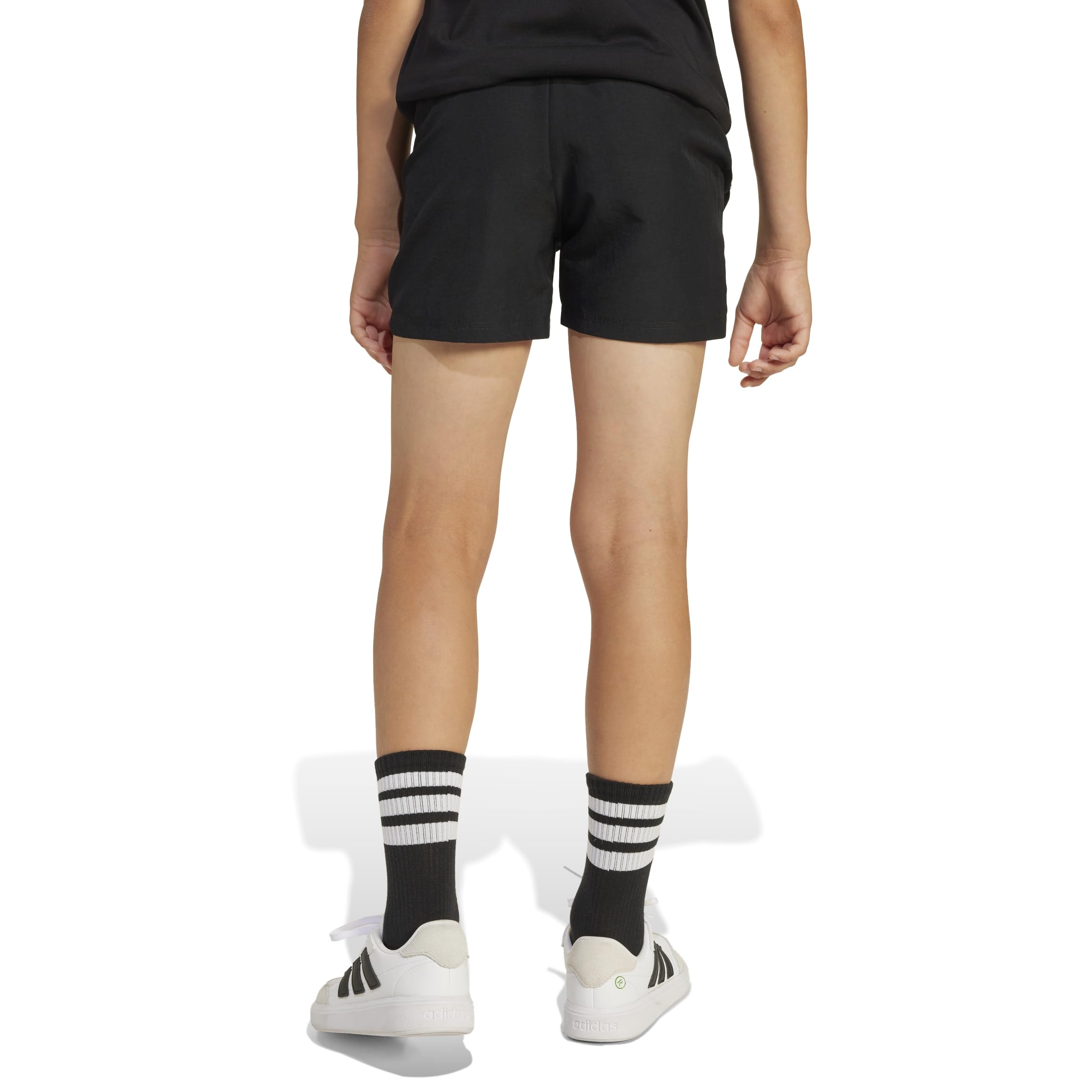 Visiter la boutique adidas Adidas Mixte Enfant Essentials Climacool Shorts in use