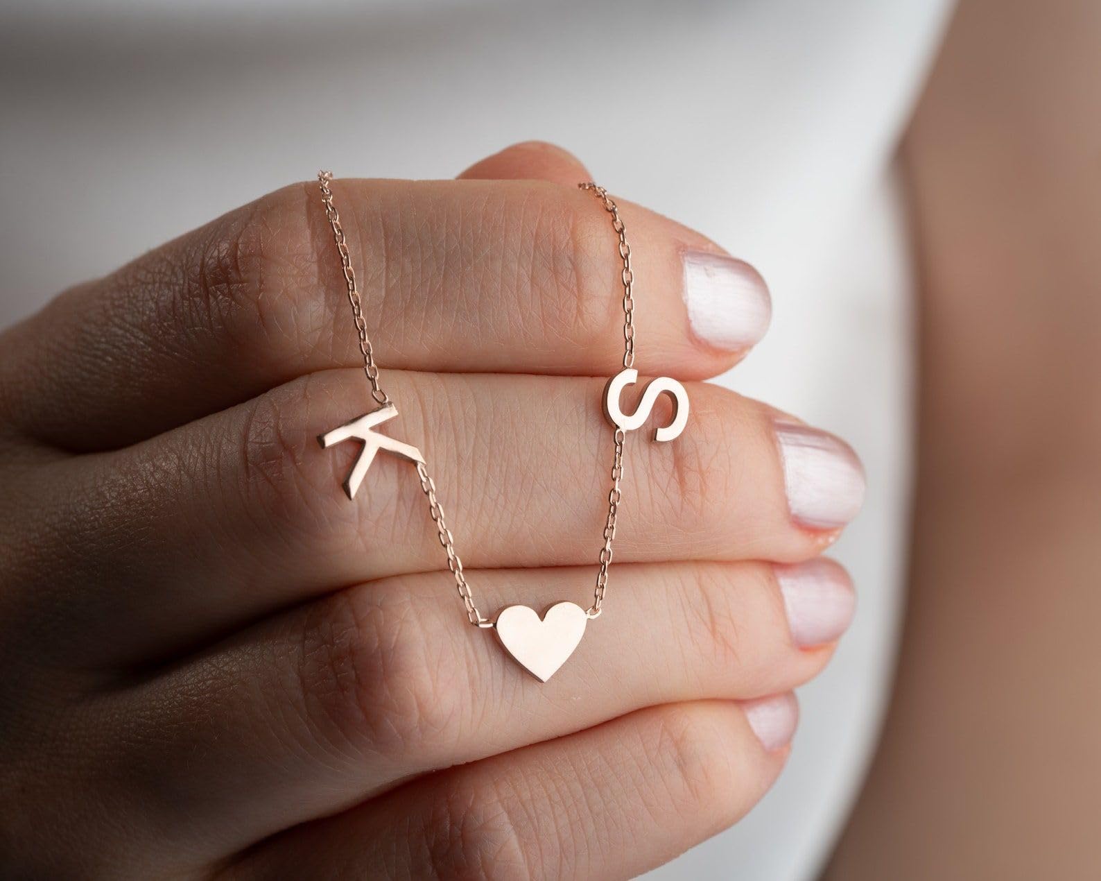 14K oro collana con nome, personalizzato targhetta con nome lettera da sovrapporre su misura iniziale bambini