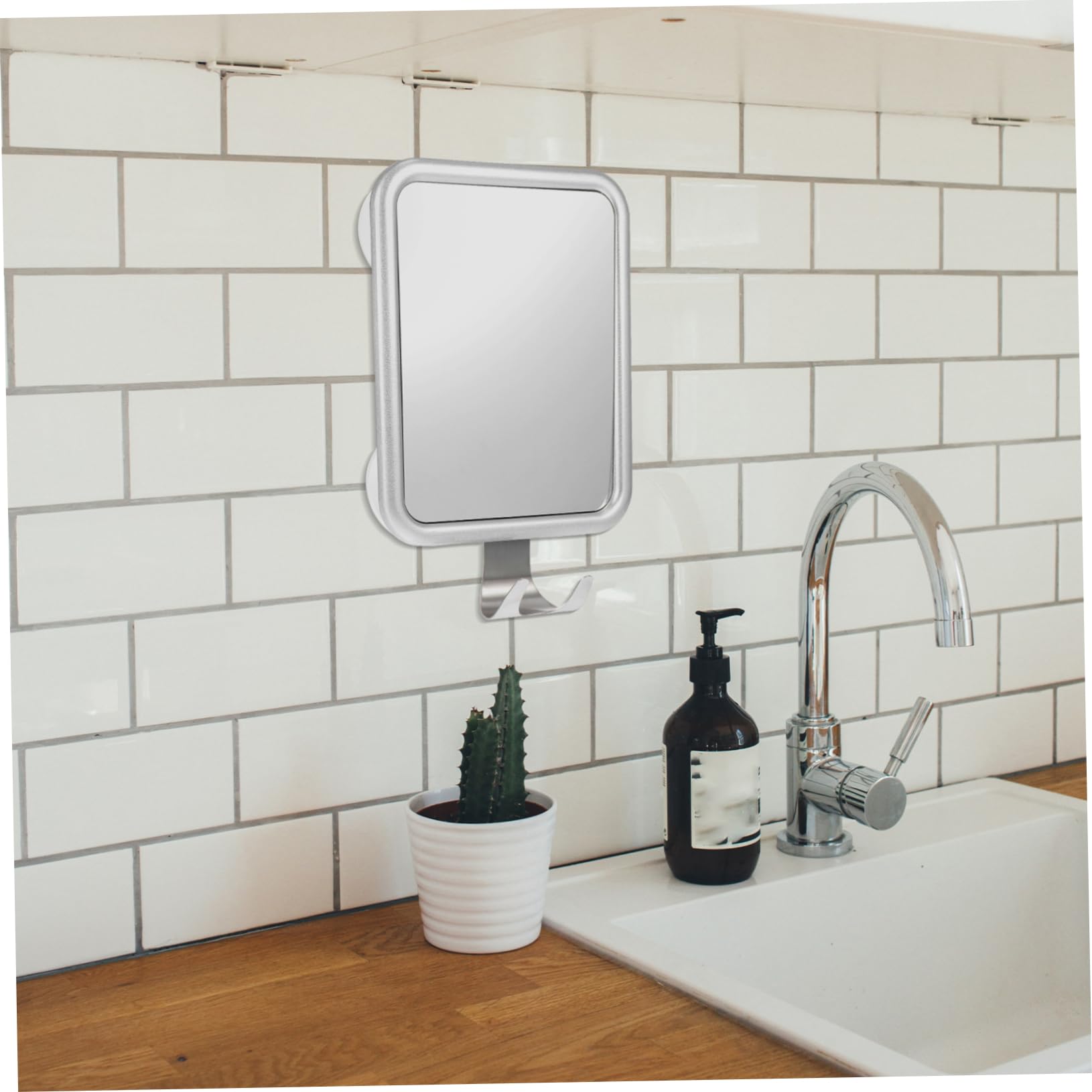Beschlagfreier Duschspiegel mit Saugnapf, Wandmontage, Aluminium, ideal für Make-up und Rasur, Anti-Beschlag-Technologie für klare Reflexion bei nassen Bedingungen